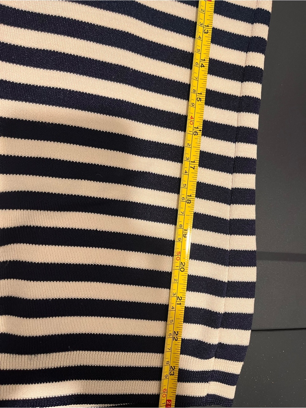 Ladies Pierre Cardin Short Sleeve Blue/White Striped Sweater/Top - Size Medium - Picture 5 of 5